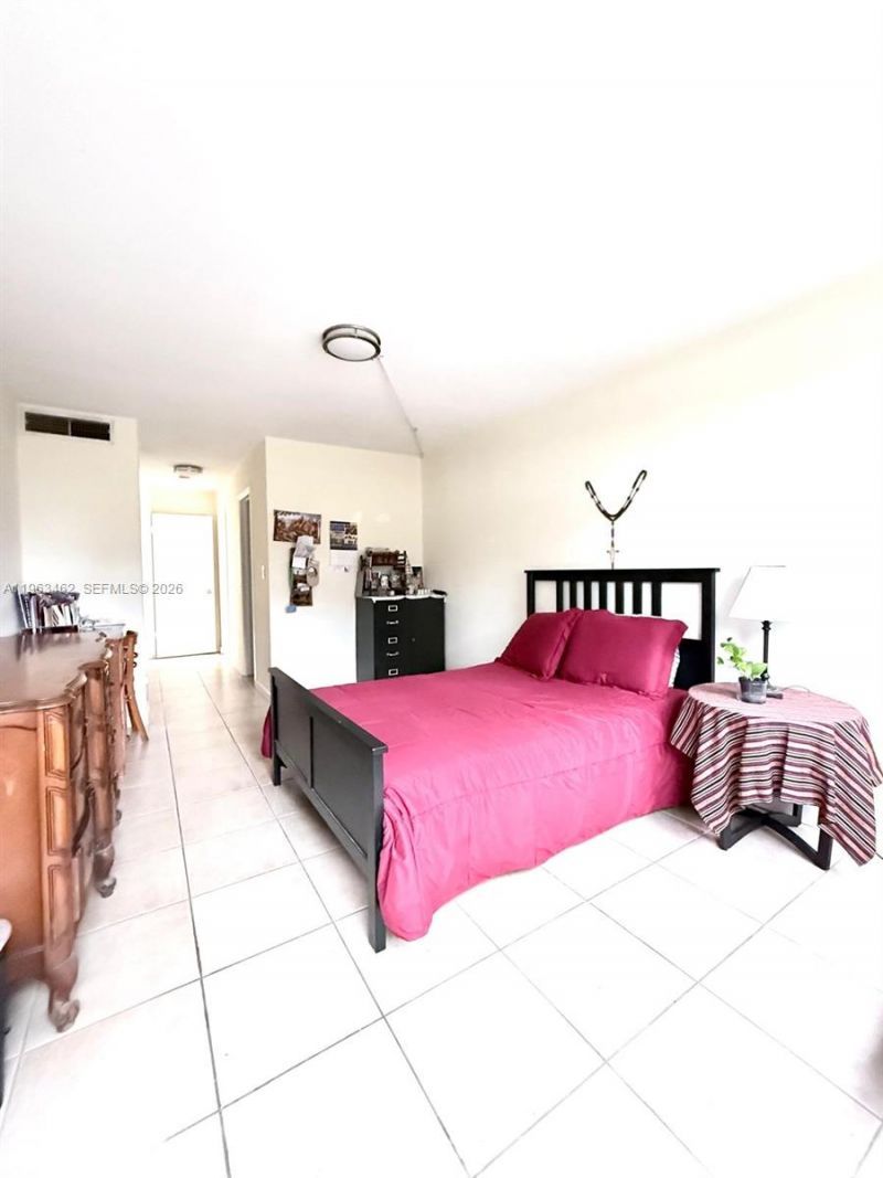 1501 NE 191st St , Unit C114, Miami, FL 33179 Photo