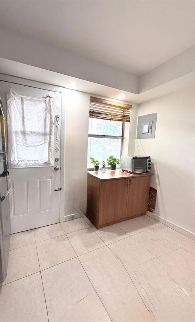 1501 NE 191st St , Unit C114, Miami, FL 33179 Photo