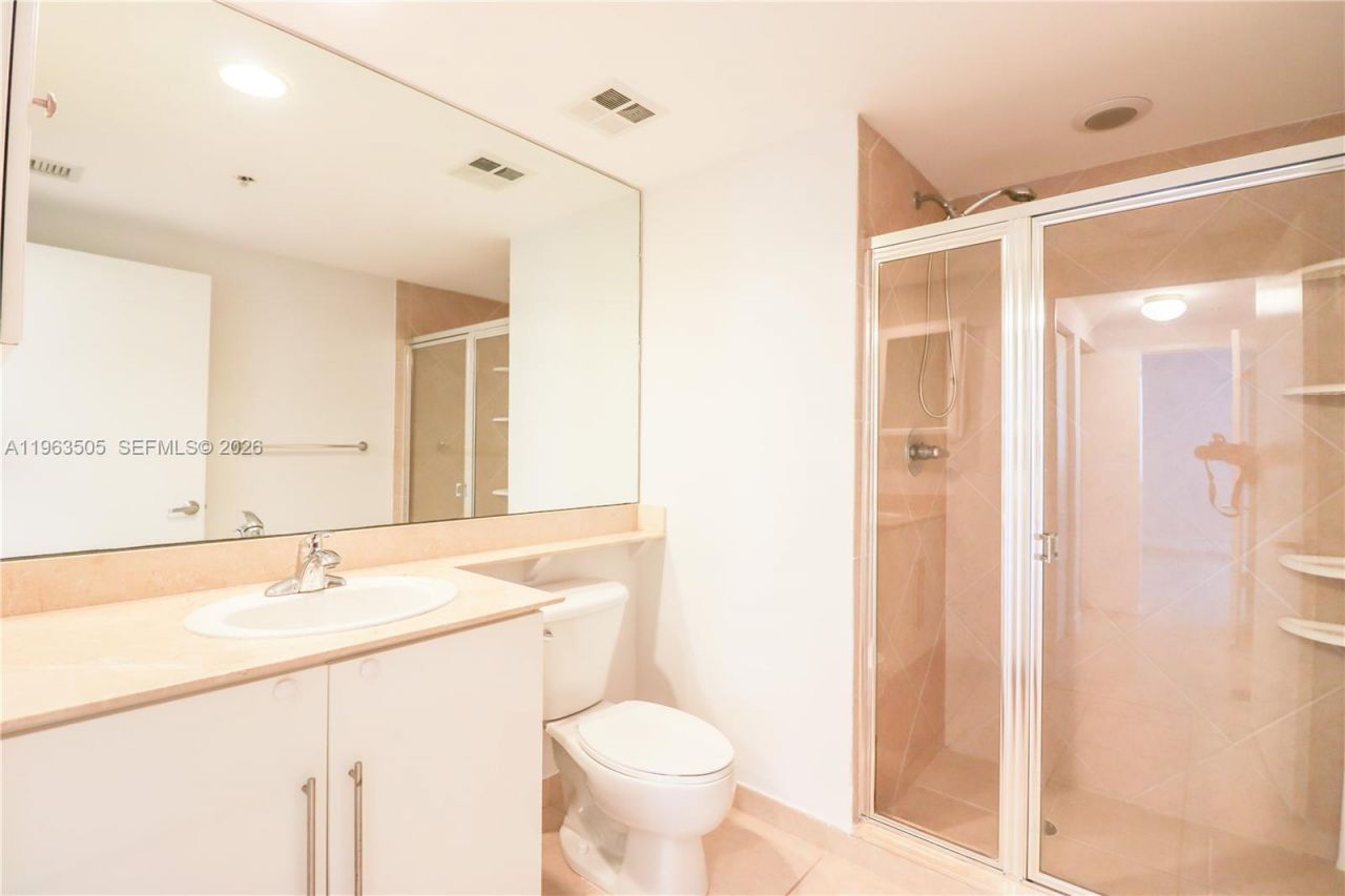 335 S Biscayne Blvd, Unit 2708, Miami, FL 33131 Photo