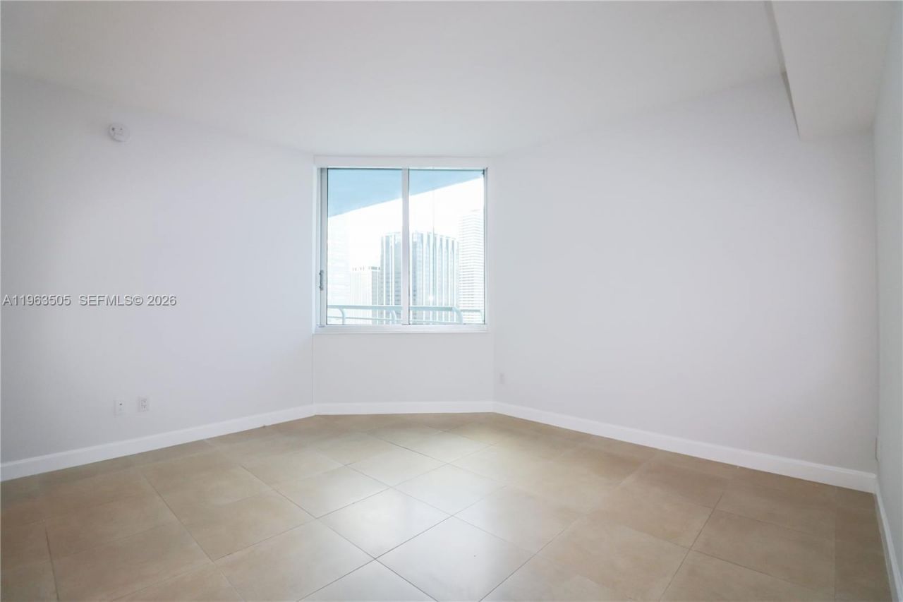 335 S Biscayne Blvd, Unit 2708, Miami, FL 33131 Photo