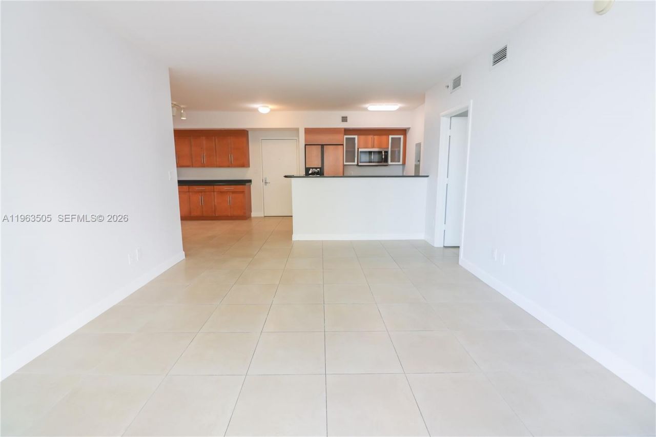 335 S Biscayne Blvd, Unit 2708, Miami, FL 33131 Photo