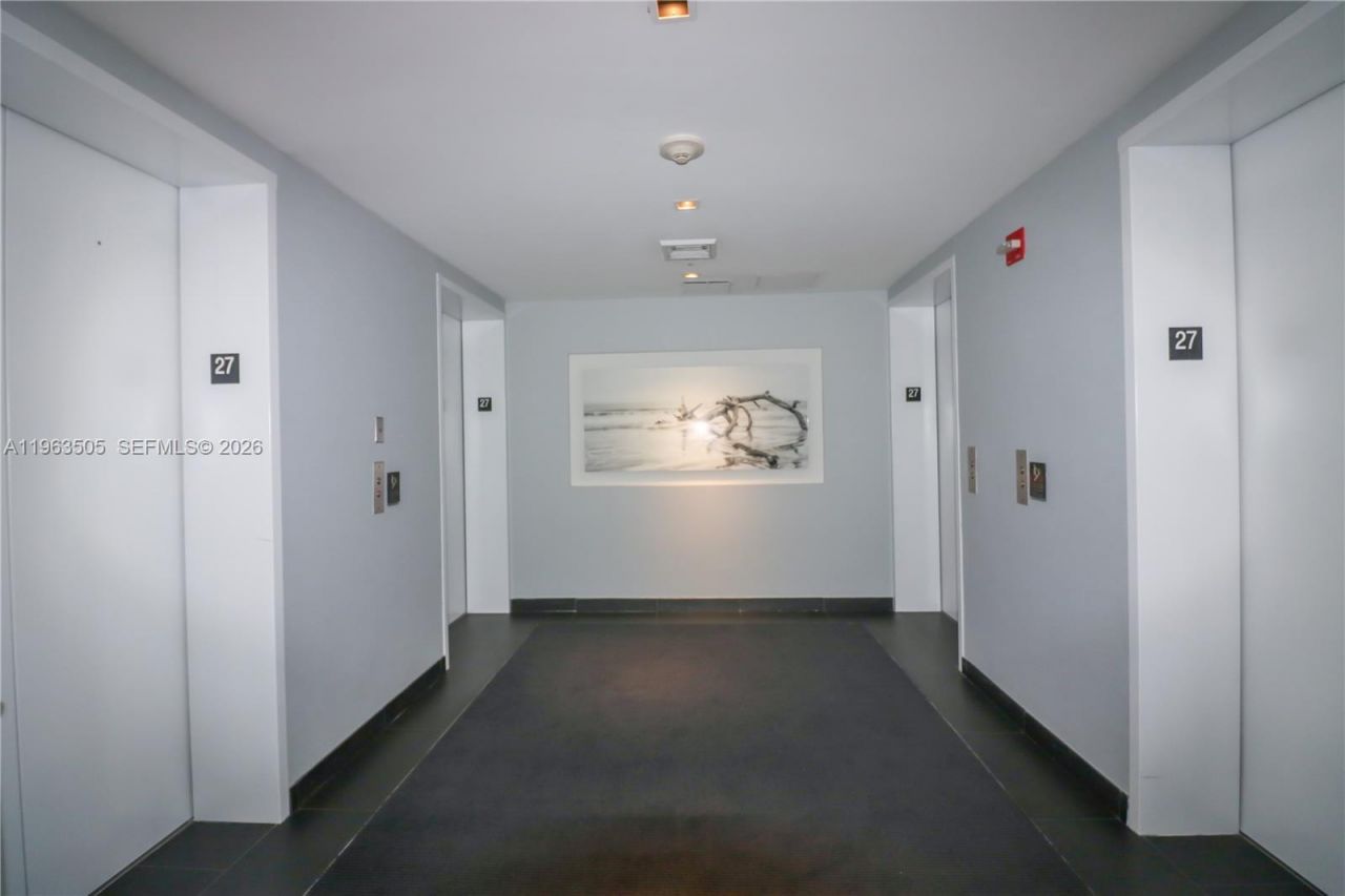 335 S Biscayne Blvd, Unit 2708, Miami, FL 33131 Photo