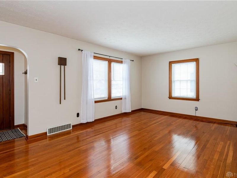 704 Broad Boulevard, Dayton, OH 45419 Photo 10