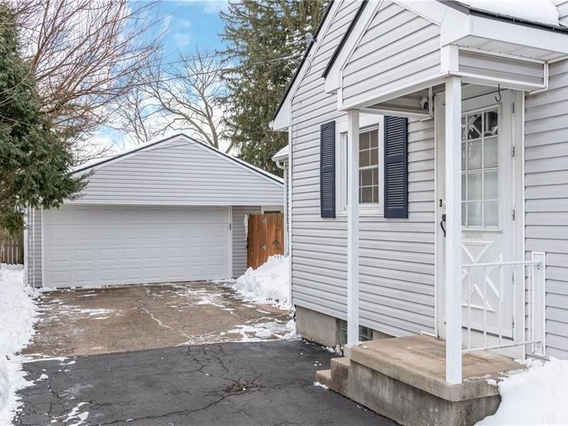 704 Broad Boulevard, Dayton, OH 45419 Photo 6