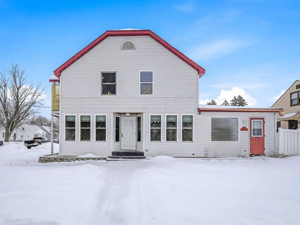 1303X Margaret Street , Eau Claire, WI 54701