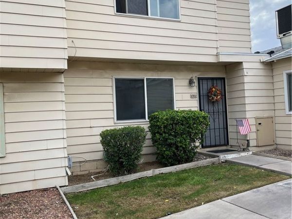 4952 Larkspur Street , Las Vegas, NV 89120