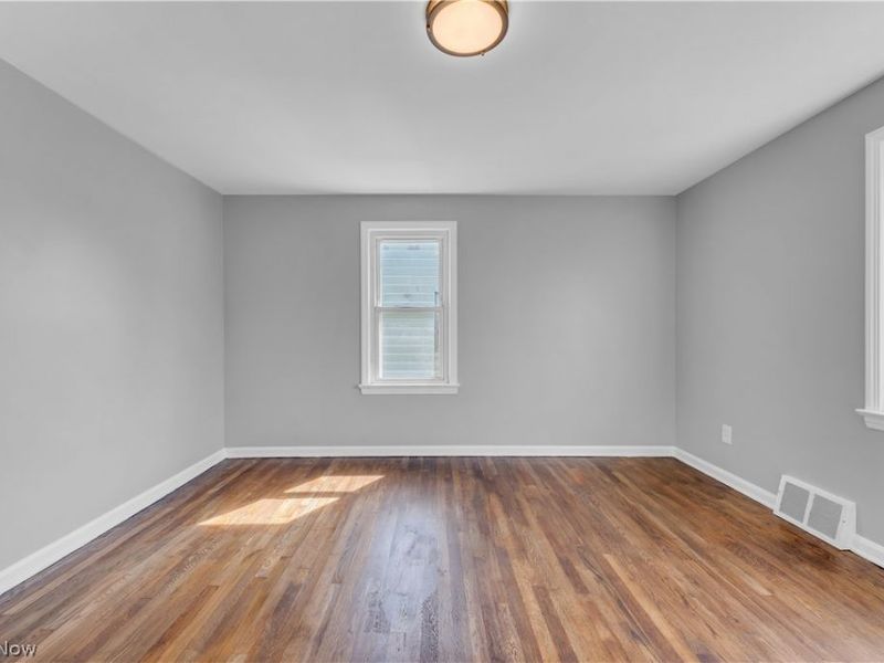 16705 Glendale Avenue, Cleveland, OH 44128 Photo 15