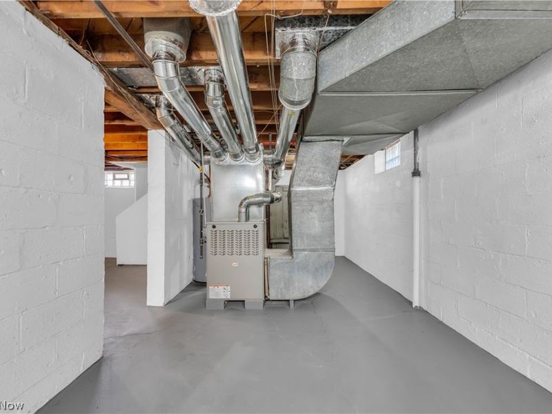 16705 Glendale Avenue, Cleveland, OH 44128 Photo 25