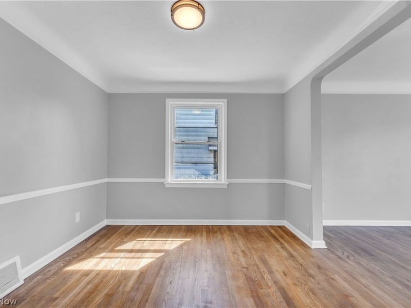 16705 Glendale Avenue, Cleveland, OH 44128 Photo 9