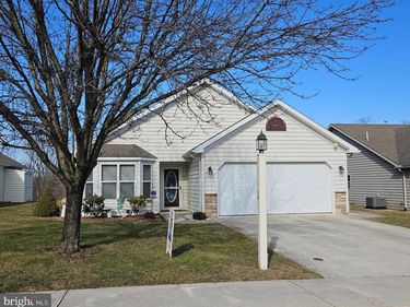 14 COLONIAL COURT, SHIPPENSBURG, PA 17257