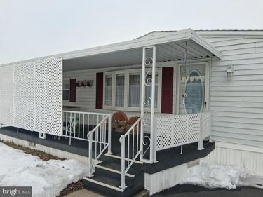 17 STONY RUN VILLAGE, DENVER, PA 17517