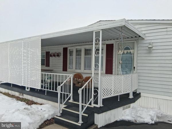 17 STONY RUN VILLAGE, DENVER, PA 17517