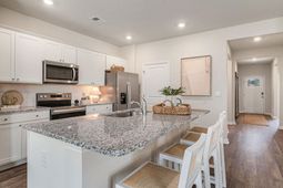 340 Skyward St. photo 4