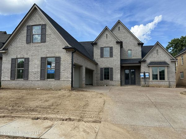 8054 Old Addison Drive, Olive Branch, MS 38654