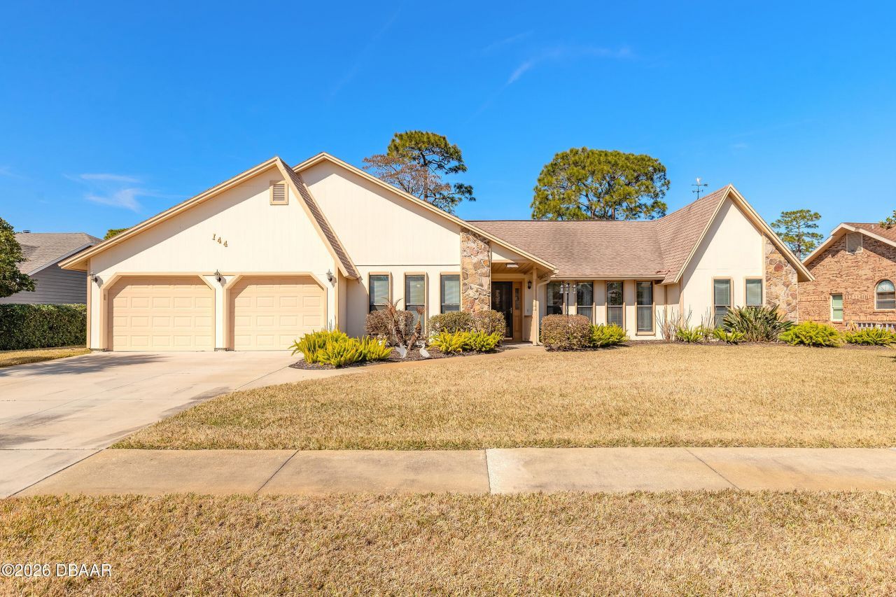 144 Mallard Lane, Daytona Beach, FL 32119 Main Photo
