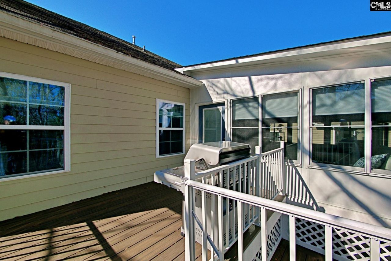 634 Bluff Pointe Photo 14