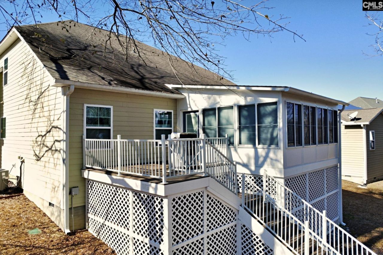 634 Bluff Pointe Photo 43