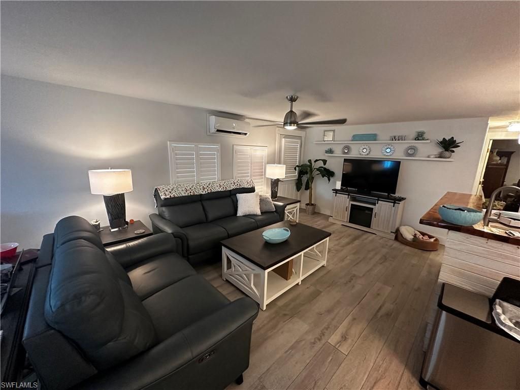 170 Pine Key Ln, Unit 13, Naples, FL 34114 Photo