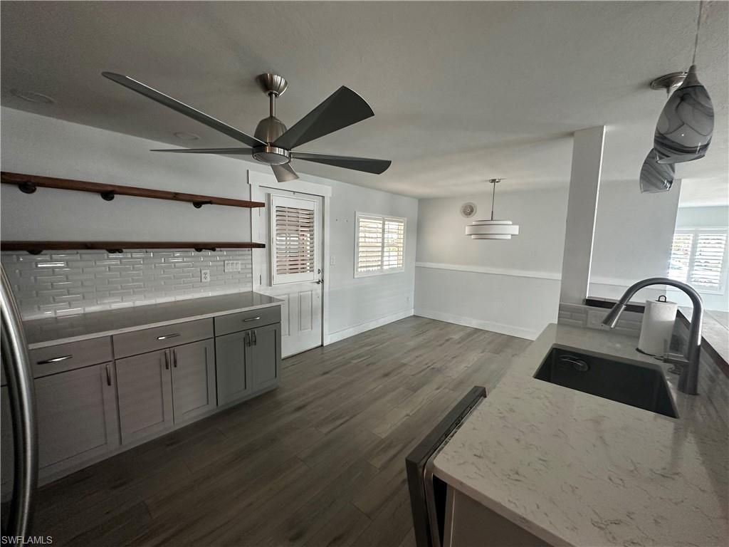 170 Pine Key Ln, Unit 13, Naples, FL 34114 Photo
