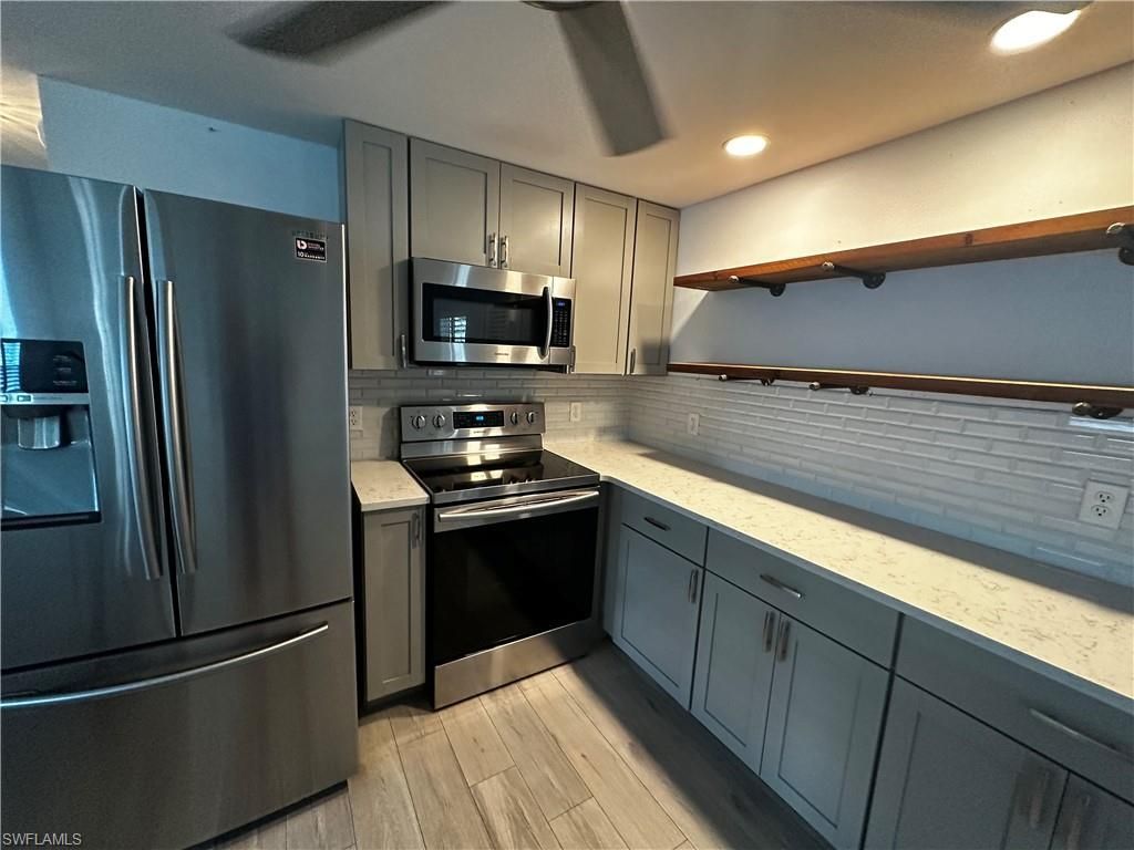 170 Pine Key Ln, Unit 13, Naples, FL 34114 Photo