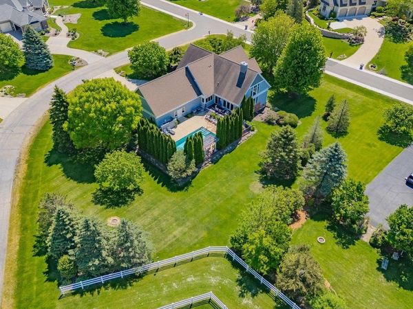 5596 Surrey Lane, Waunakee, WI 53597