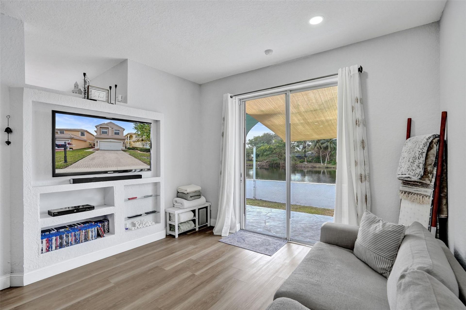 9814 NW 1st Manor, Coral Springs, FL 33071 Photo