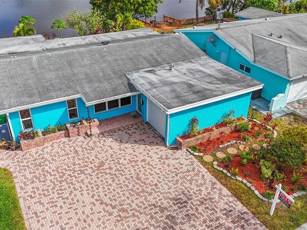 11831 NW 31st Place, Sunrise, FL 33323