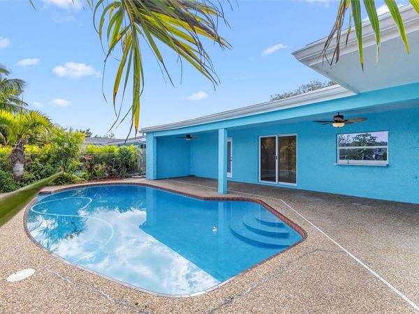 11831 NW 31st Place, Sunrise, FL 33323