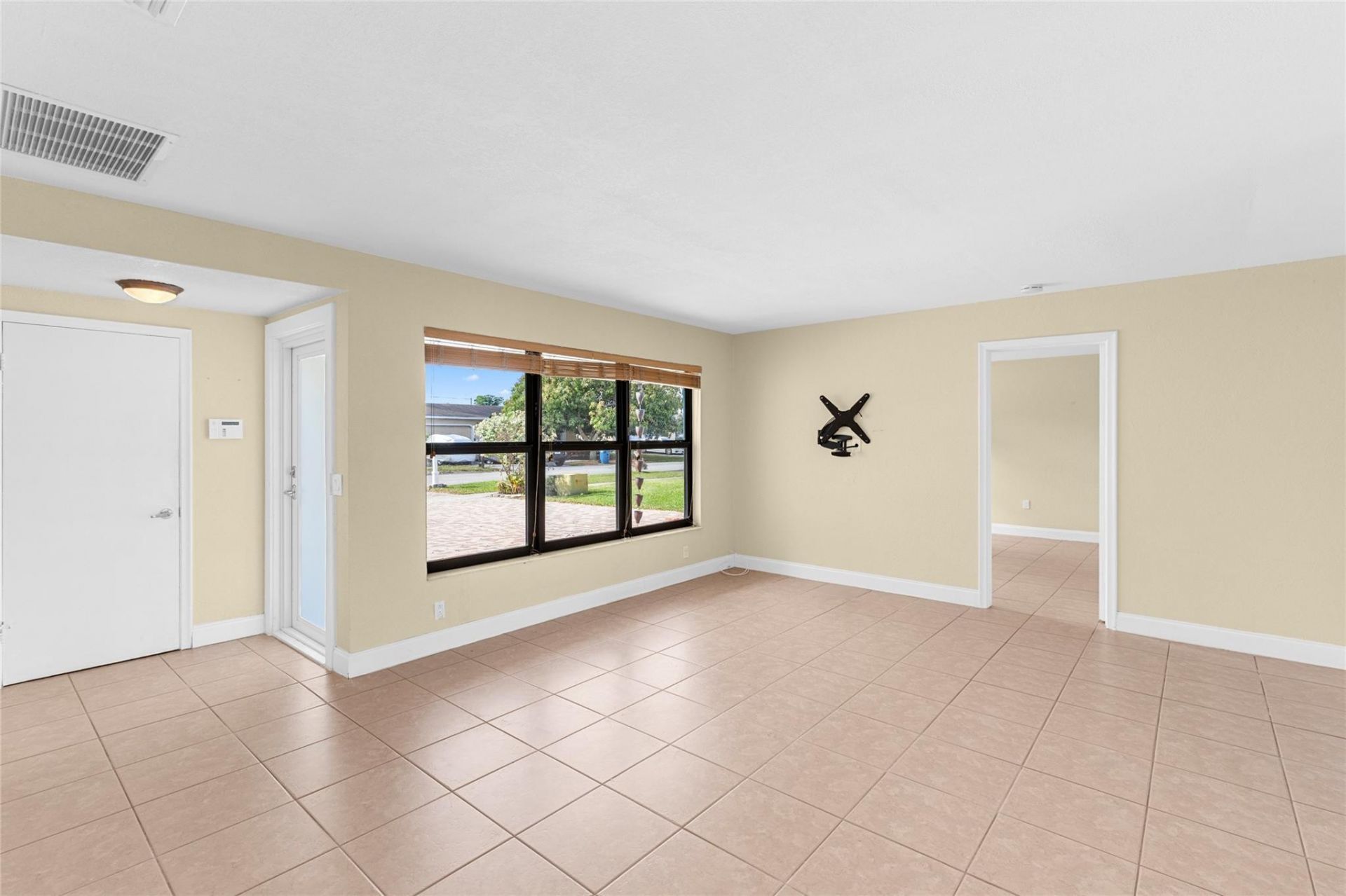 11831 NW 31st Place, Sunrise, FL 33323 Photo