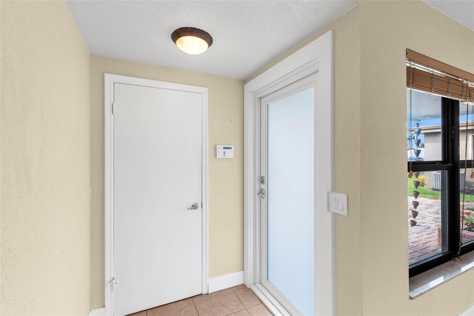 11831 NW 31st Place, Sunrise, FL 33323 Photo