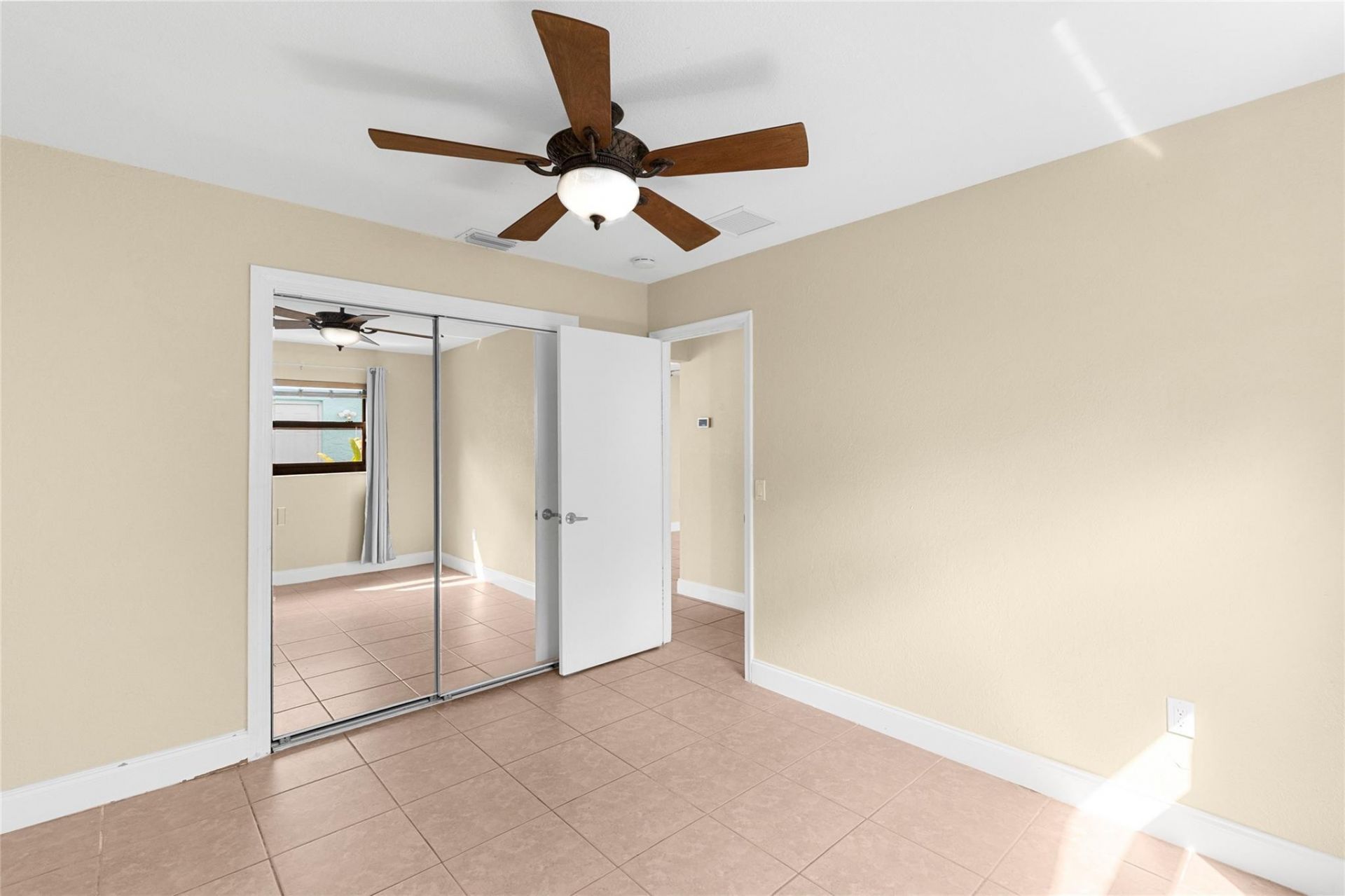 11831 NW 31st Place, Sunrise, FL 33323 Photo