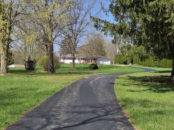 2770 N Dearing Road, Parma, MI 49269