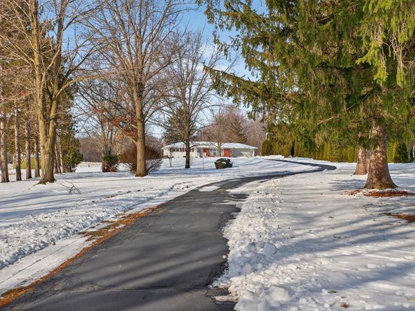 2770 N Dearing Road, Parma, MI 49269