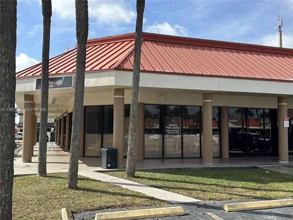 11300 NW 87th Ct, Unit 143, Hialeah Gardens, FL 33018