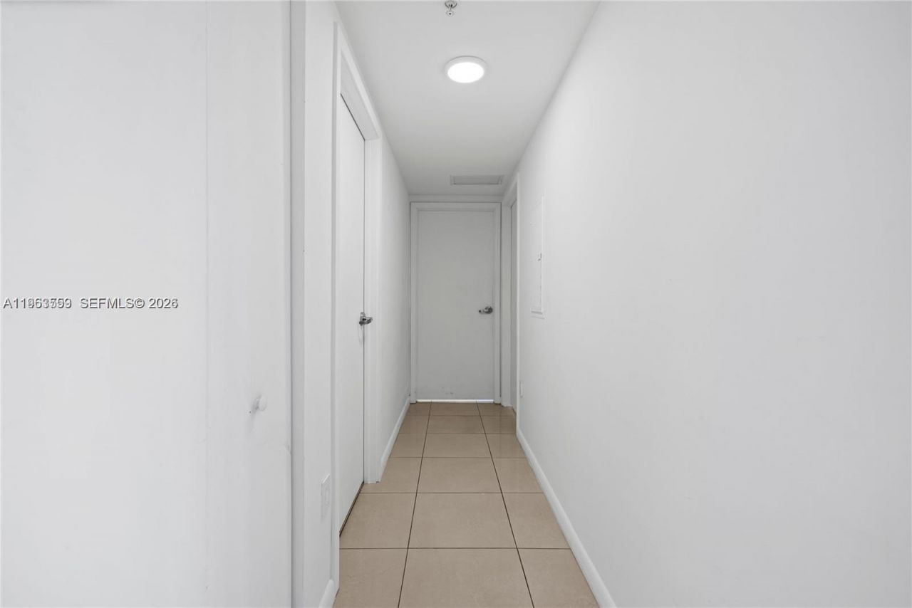 3250 NE 1st Ave, Unit 1113, Miami, FL 33137 Photo