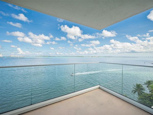800 CLAUGHTON ISLAND DR, Unit 905, Miami, FL 33131
