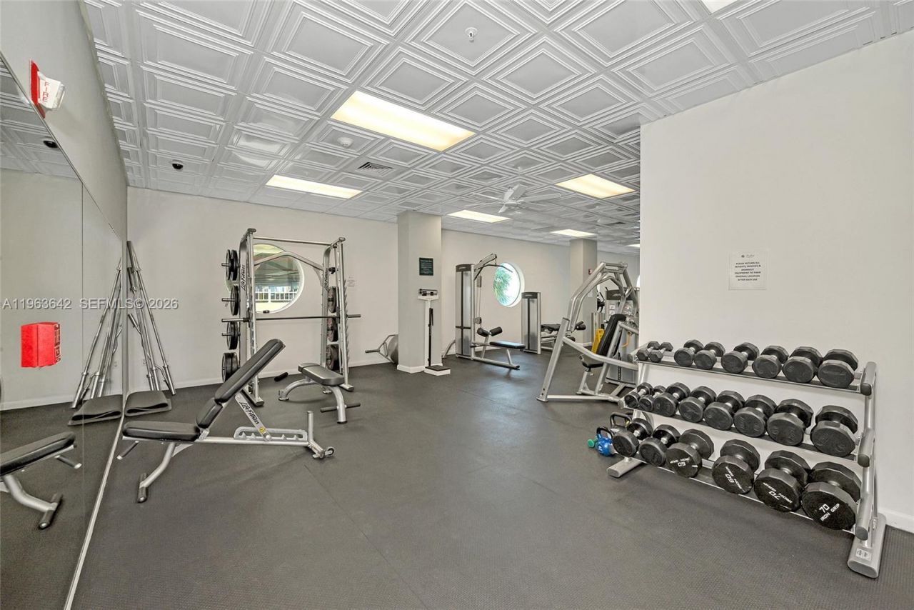 800 Claughton Island Dr, Unit 905, Miami, FL 33131 Photo