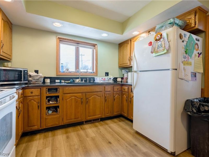 221 E Fetter Lane, Gnadenhutten, OH 44629 Photo 10