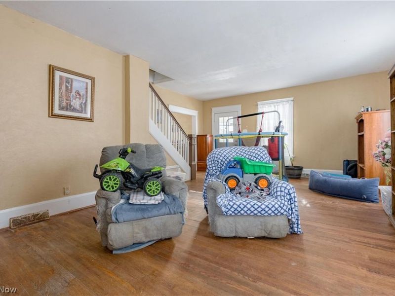 221 E Fetter Lane, Gnadenhutten, OH 44629 Photo 5