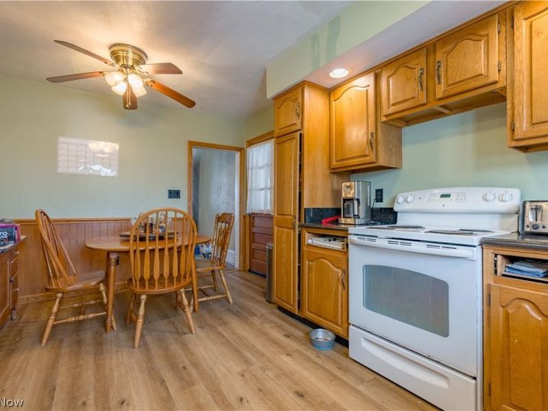 221 E Fetter Lane, Gnadenhutten, OH 44629 Photo 9