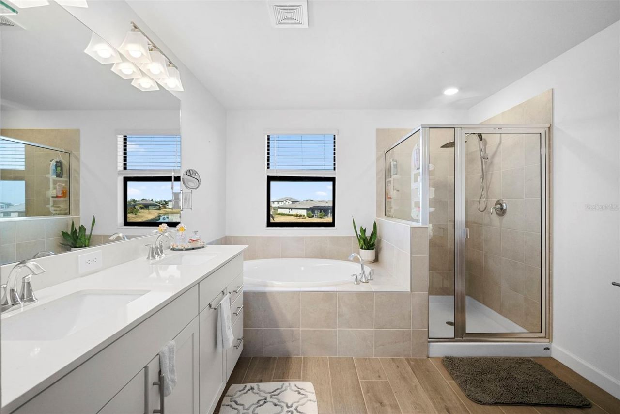 15449 White Linen Drive, Bradenton, FL 34211 Photo