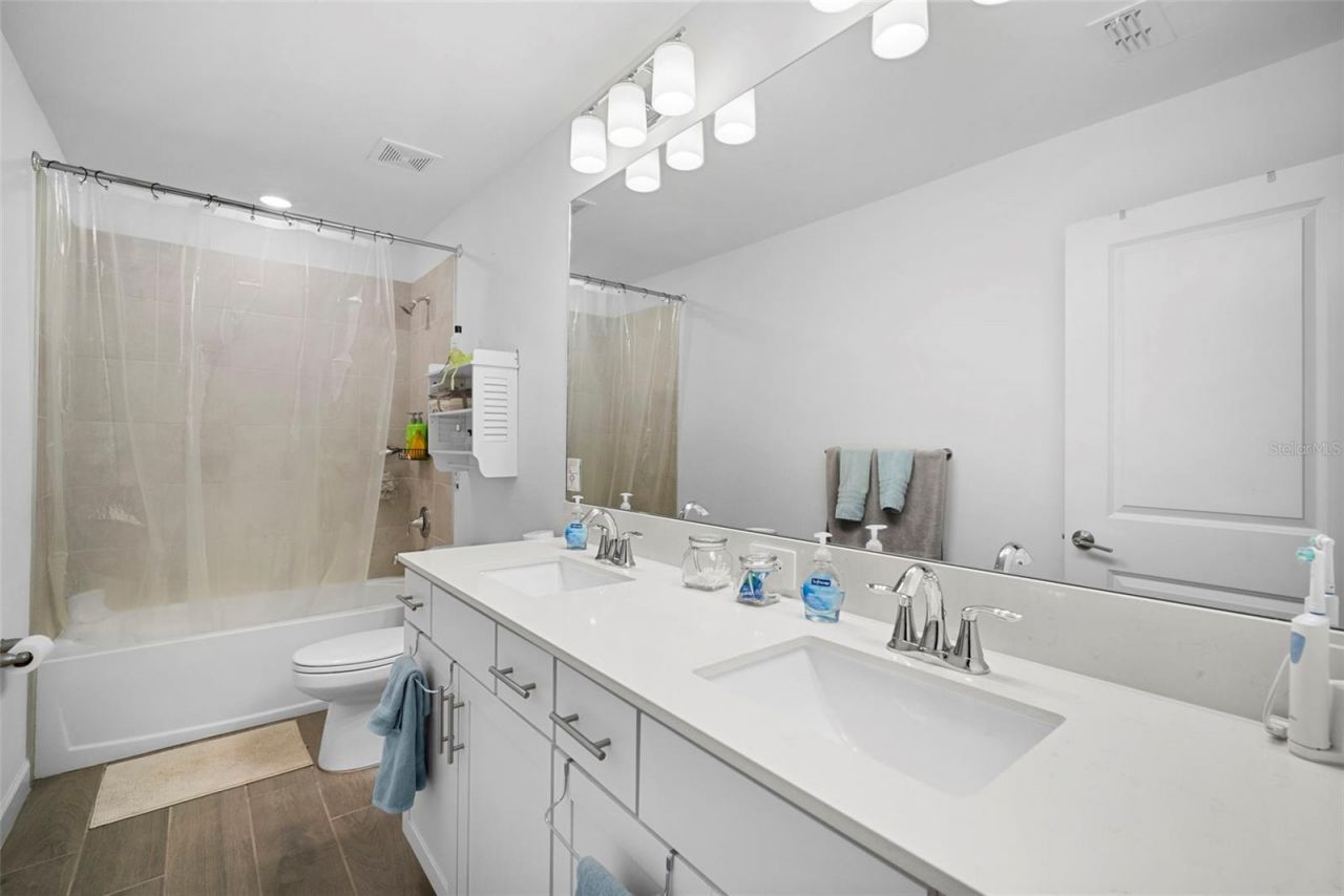 15449 White Linen Drive, Bradenton, FL 34211 Photo