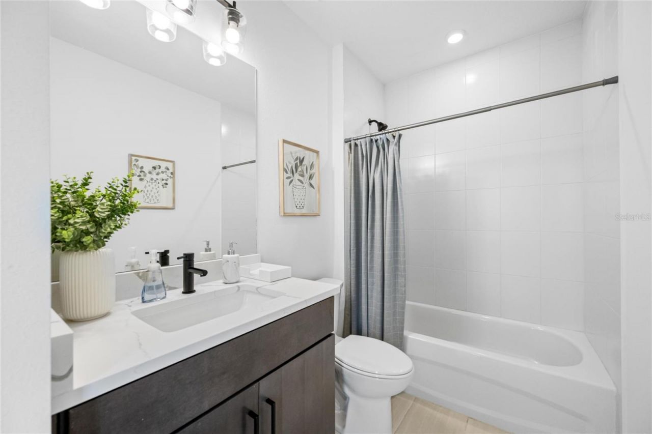 315 15th Street N, Saint Petersburg, FL 33705 Photo