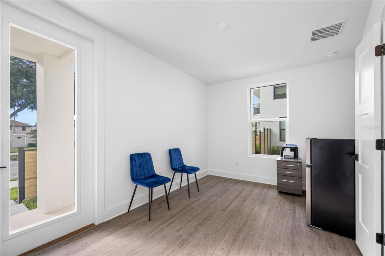 315 15th Street N, Saint Petersburg, FL 33705 Photo