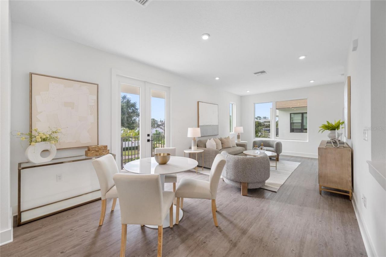 315 15th Street N, Saint Petersburg, FL 33705 Photo