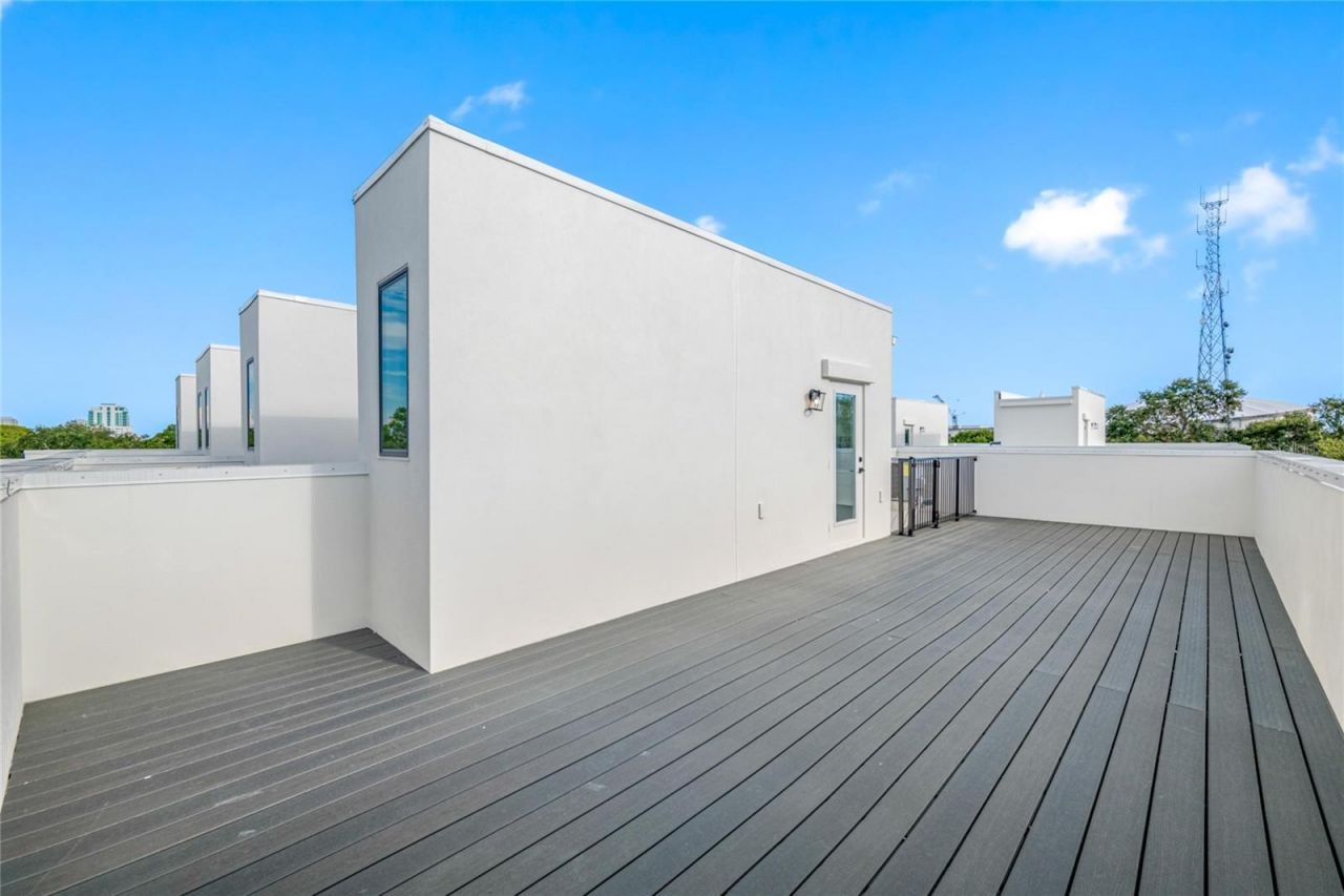 315 15th Street N, Saint Petersburg, FL 33705 Photo