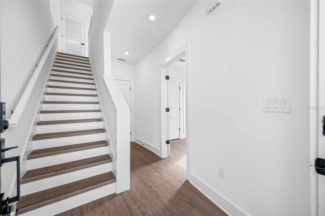 315 15th Street N, Saint Petersburg, FL 33705 Photo