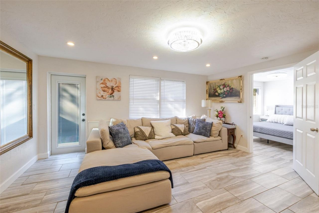 4925 Remington Drive, Sarasota, FL 34234 Photo