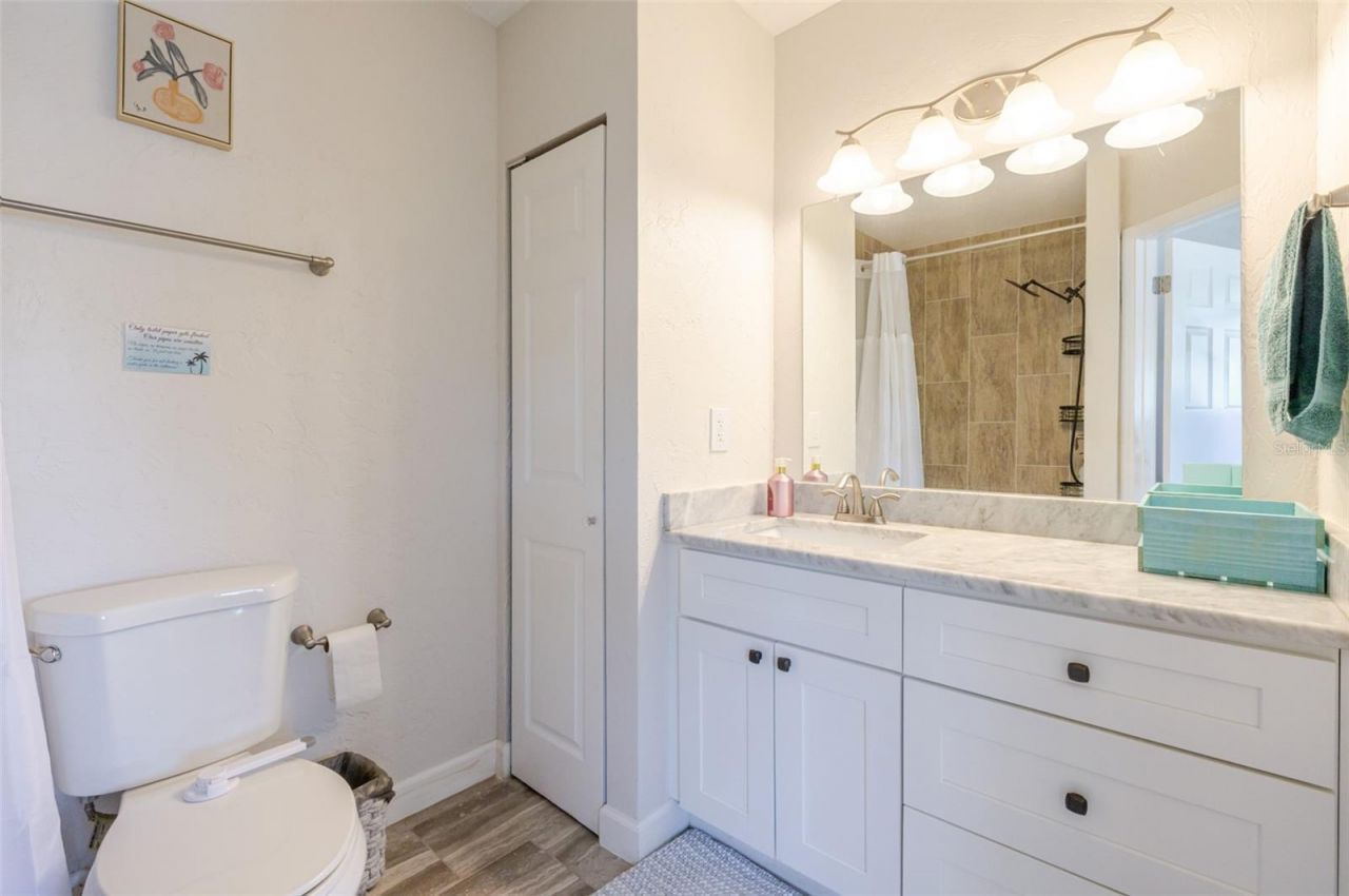 4925 Remington Drive, Sarasota, FL 34234 Photo