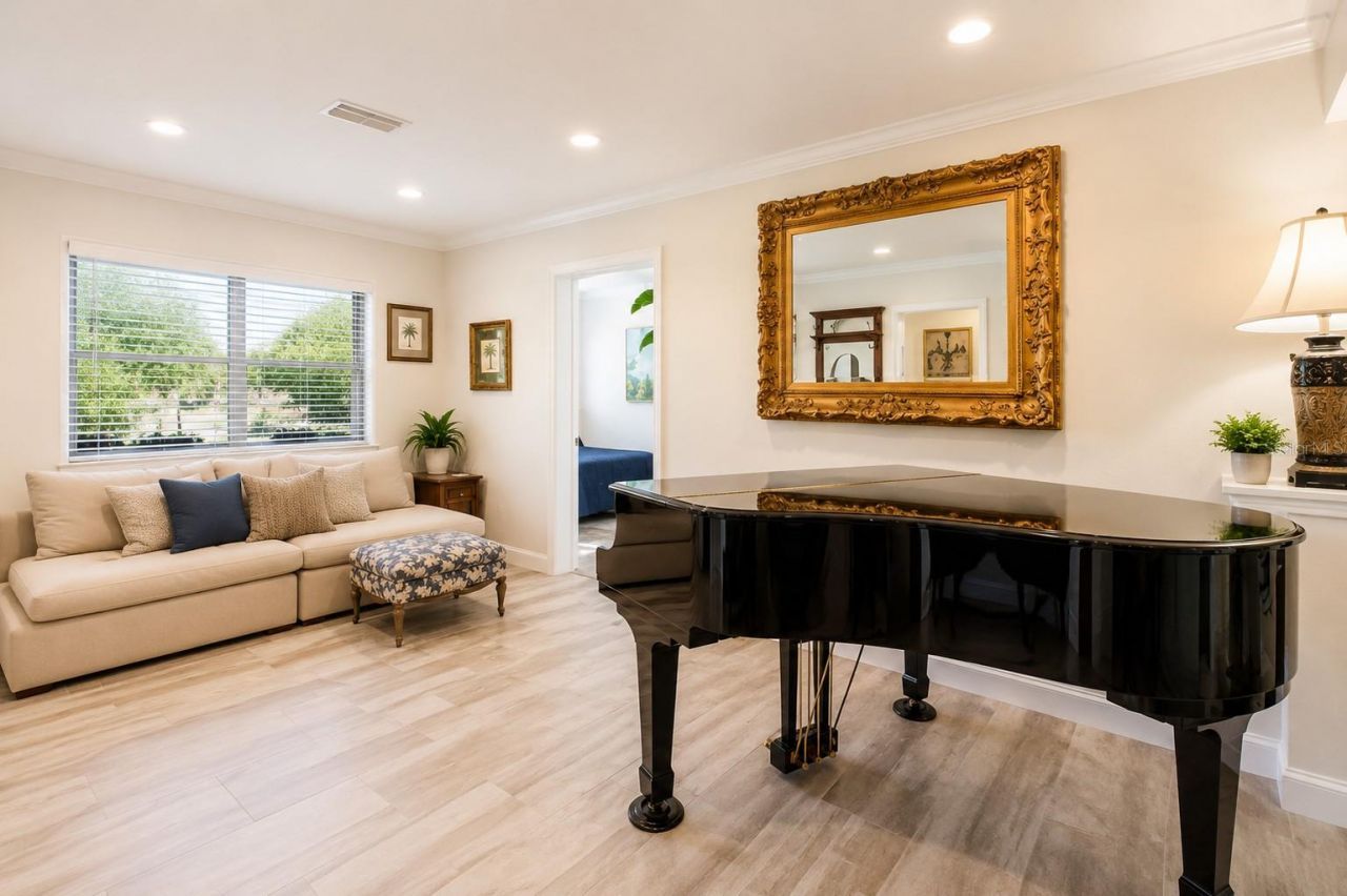 4925 Remington Drive, Sarasota, FL 34234 Photo